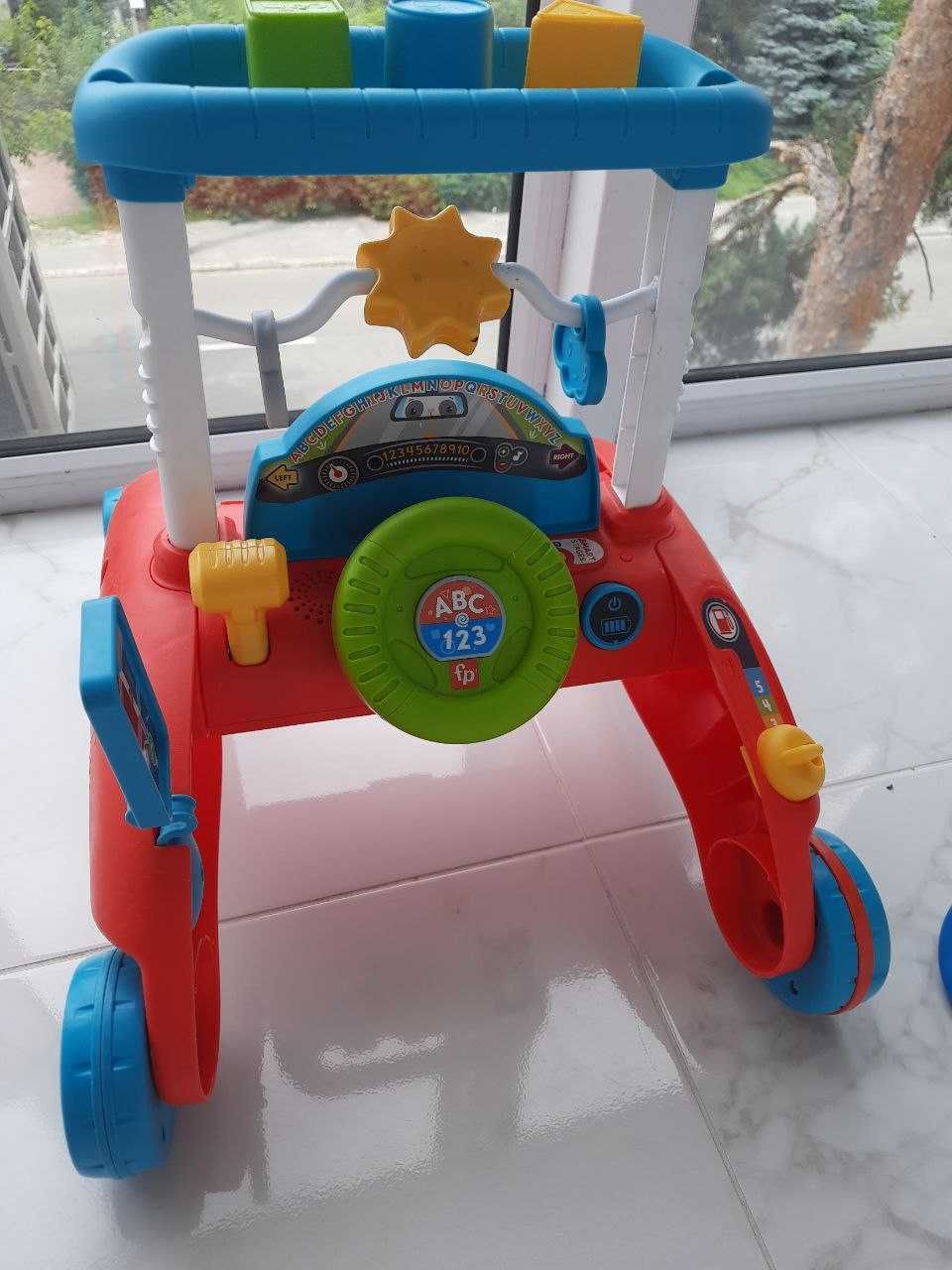Інтерактивні ходунки Fisher-Price