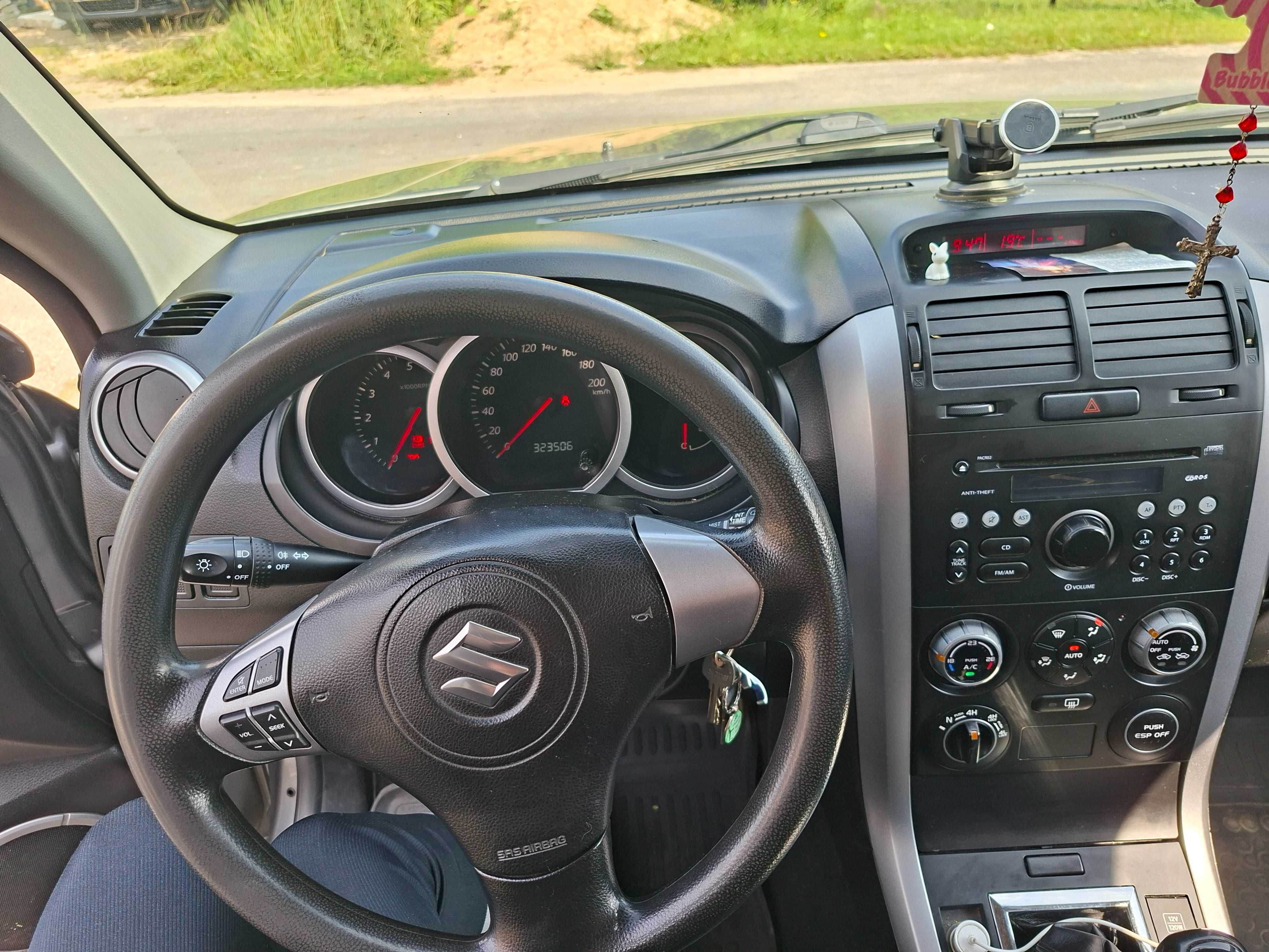 SUZUKI Grand Vitara