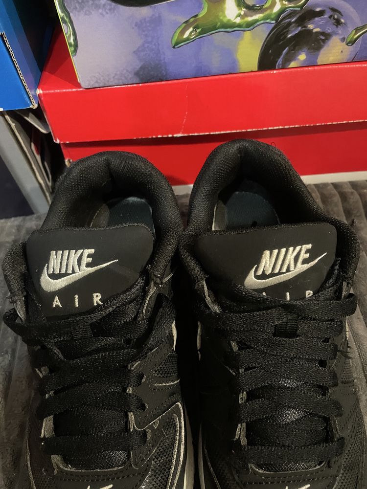 Кросівки Nike Air Max Command 37,5(23,5см) оригінал
