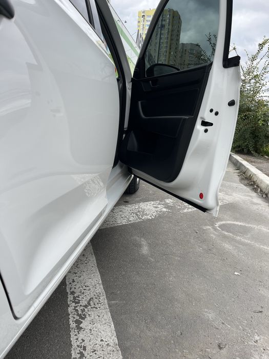 Шкода рапід,2015 рік ,рапид ,rapid