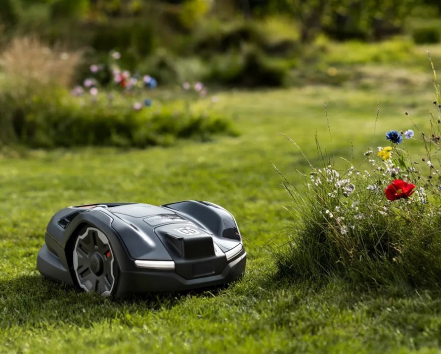 Robot koszący Husqvarna Automower® AM 405XE Nera do pow. 600 m²