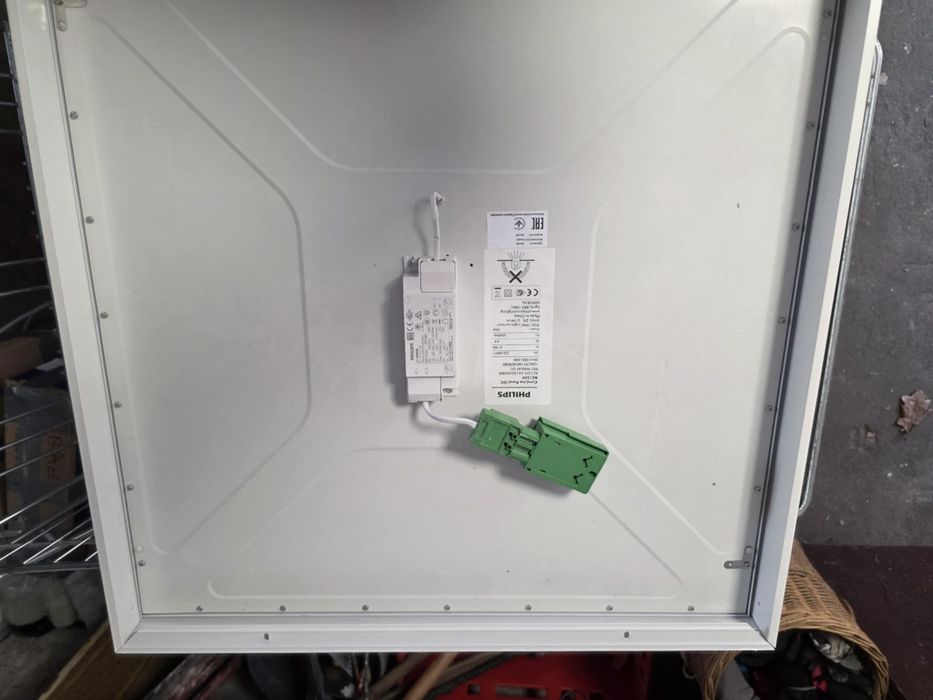 Panel LED Philips Coreline RC132V