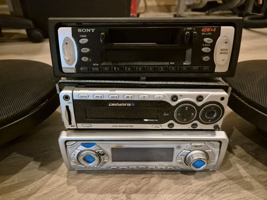 Radia samochodowe Sony Blaupynkt + głośniki
