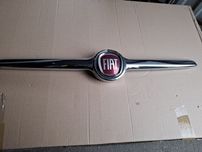 Atrapa zderzaka Fiat 500x