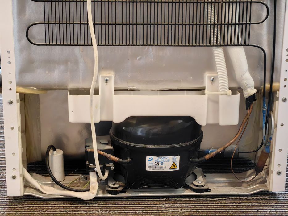 Морозильна камера Vestfrost VD 205 FNW