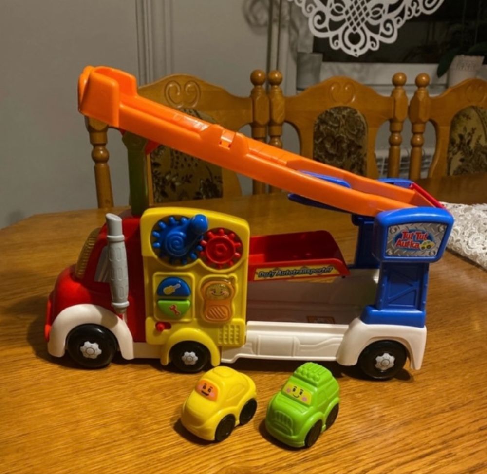 Vtech tut tut autka duży autotransporter