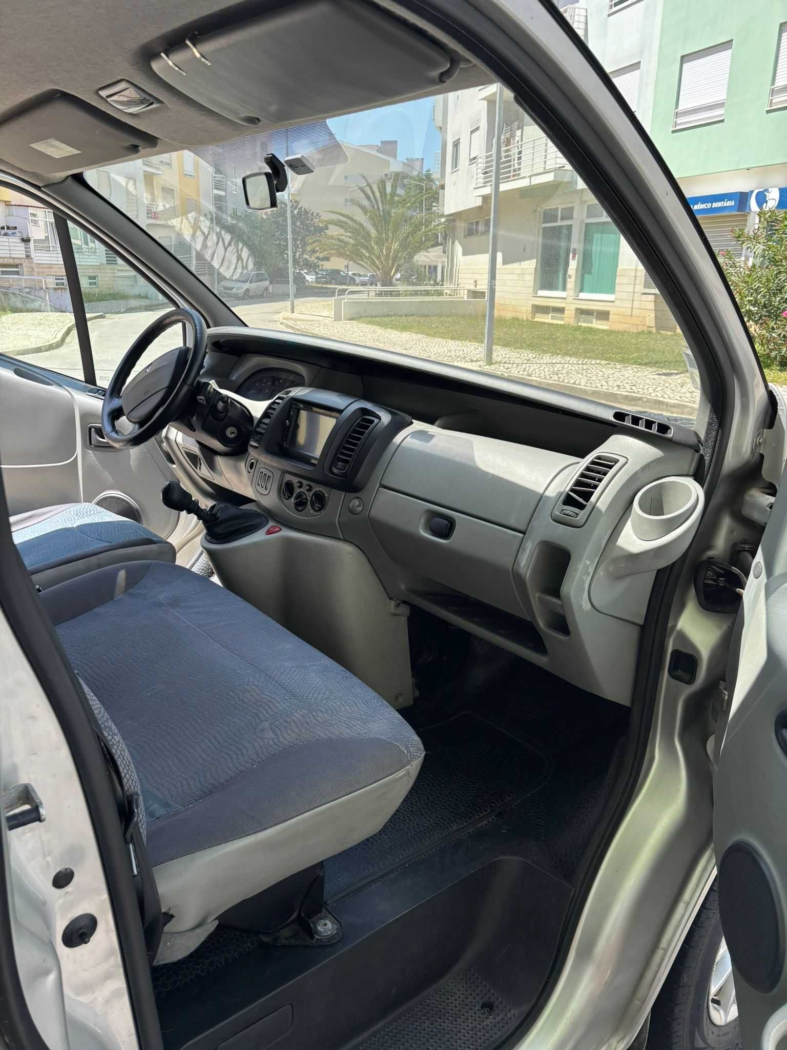 Renault Trafic 9 lugares