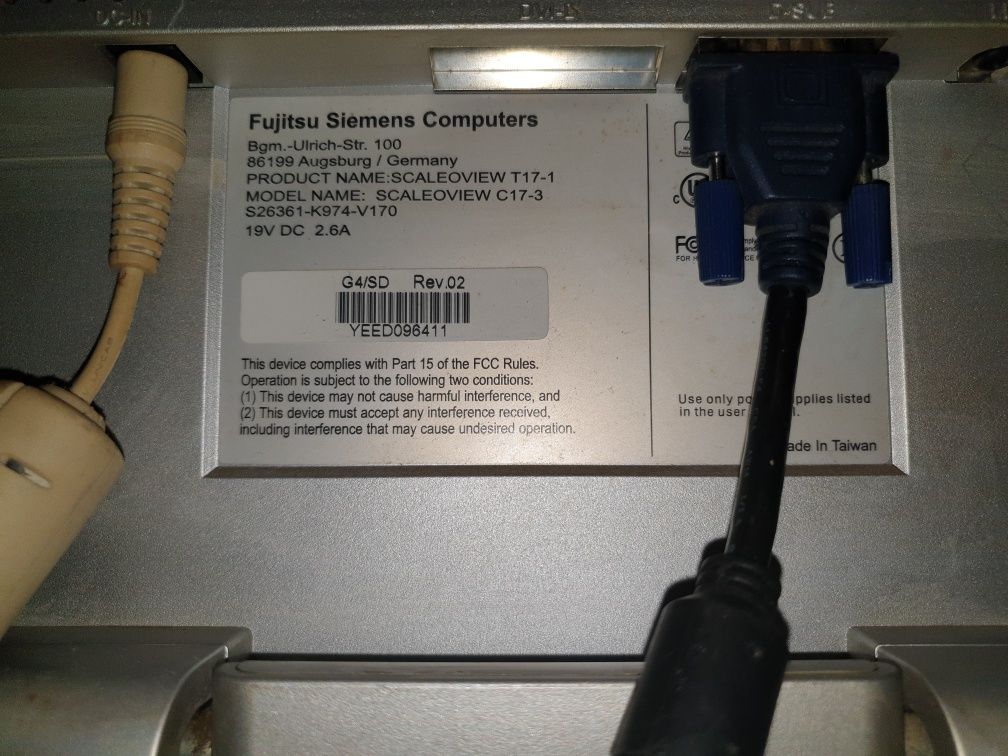 Fujitsu Siemens Scaleoview t17-1