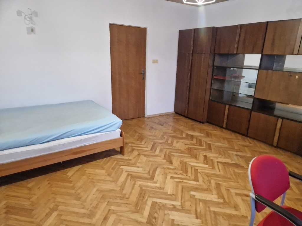 Ząbki, ul. Dolna 12 - wynajem pokoi