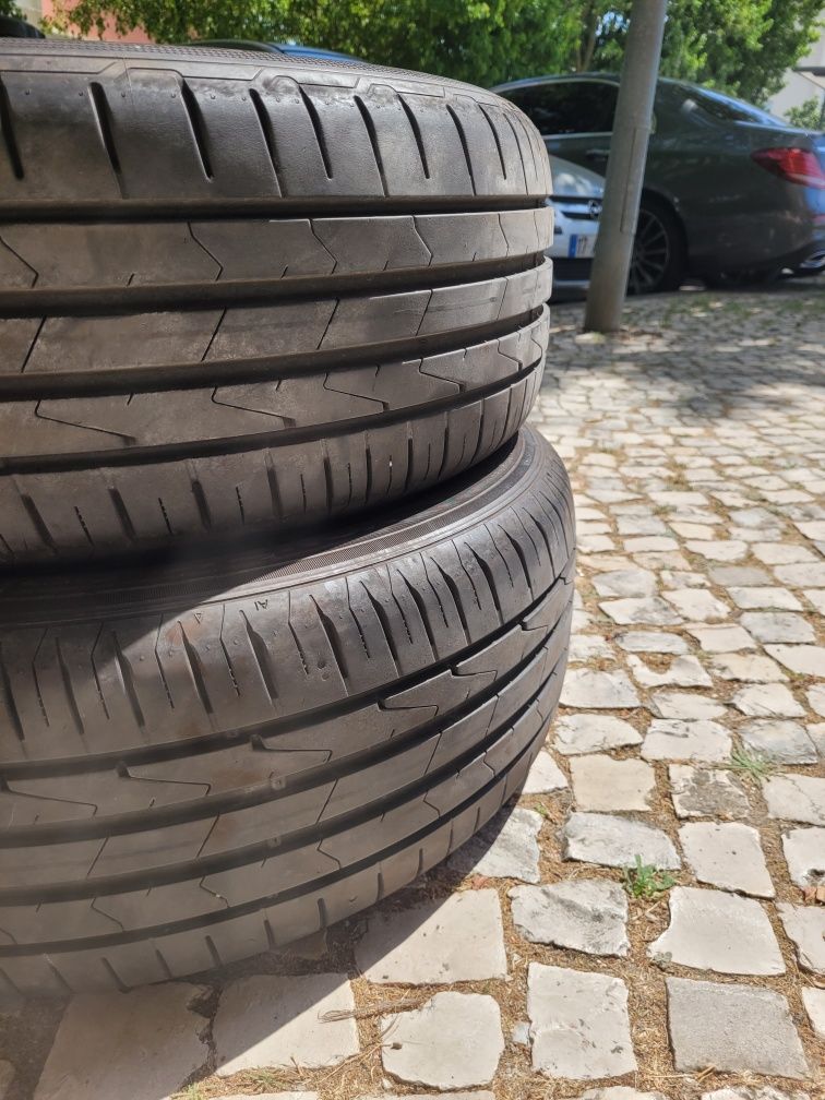 Pneus Hankook 215/55 R17