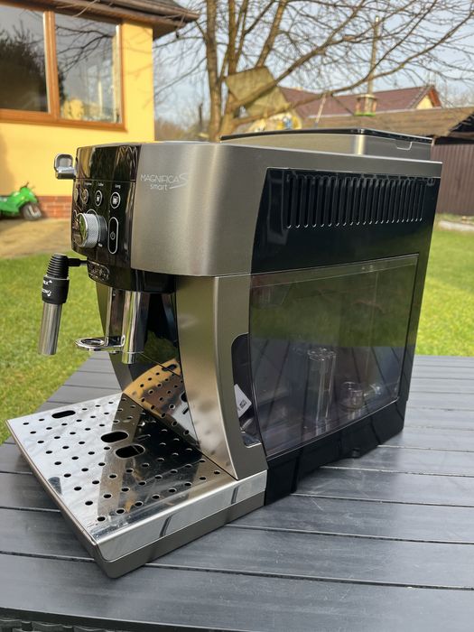 Кавоварка Delonghi Magnifica S Start як нова гарнтія