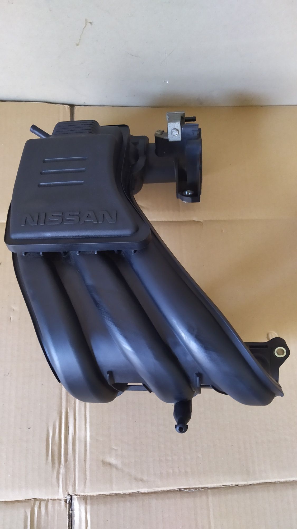 Filtr powietrza Nissan Micra IV K13 1.2 benzyna 12V HR12