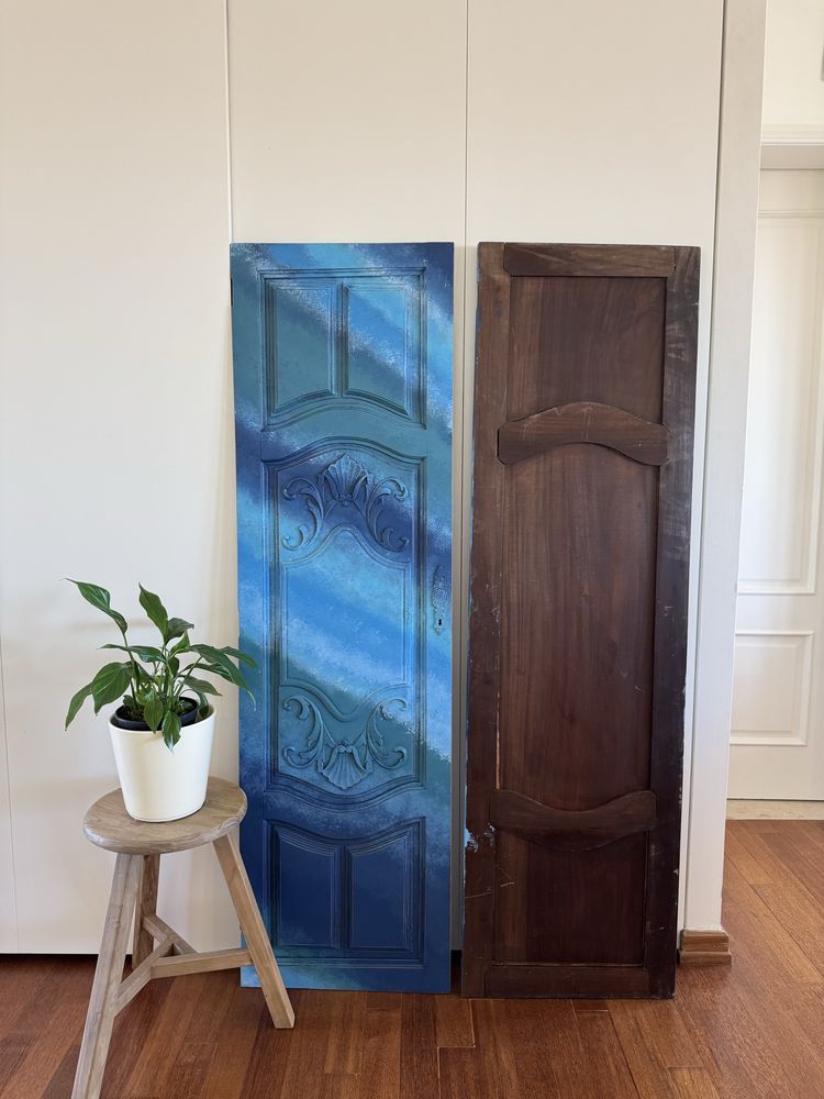 Antigas portas de madeira para decoração