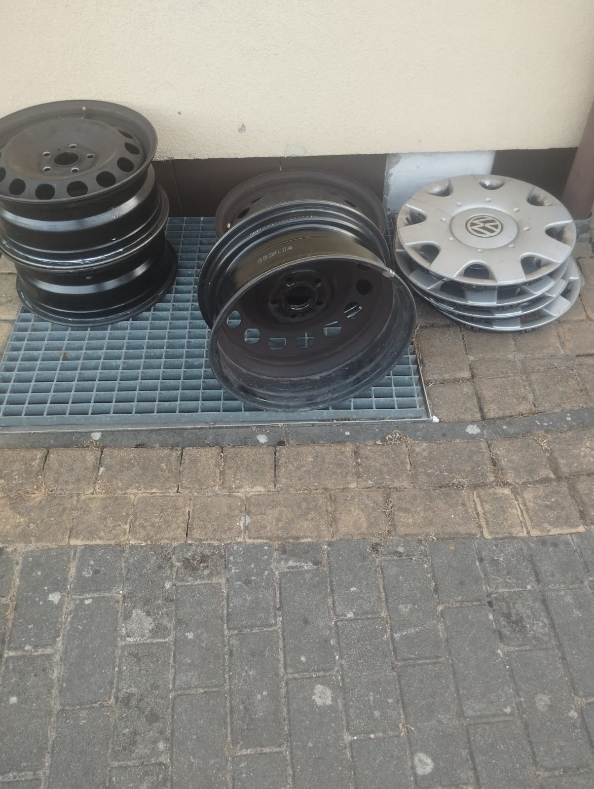 Felgi i kołpaki 5x112 16 cali Volkswagen