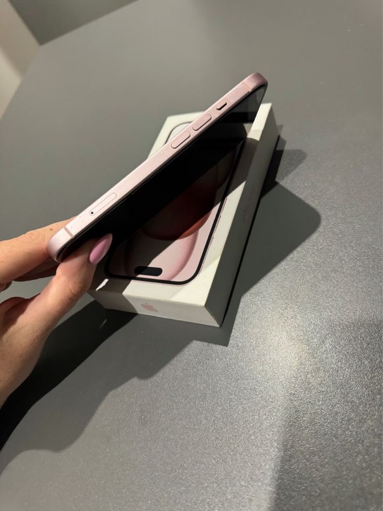 Iphone 15 128Gb.