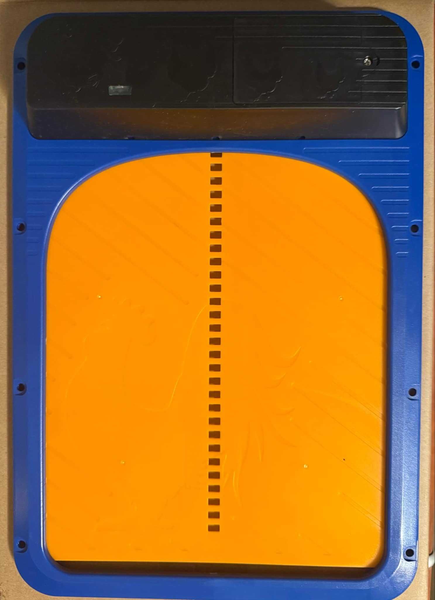 Drzwiczki automatyczne kurnik , gołębnika