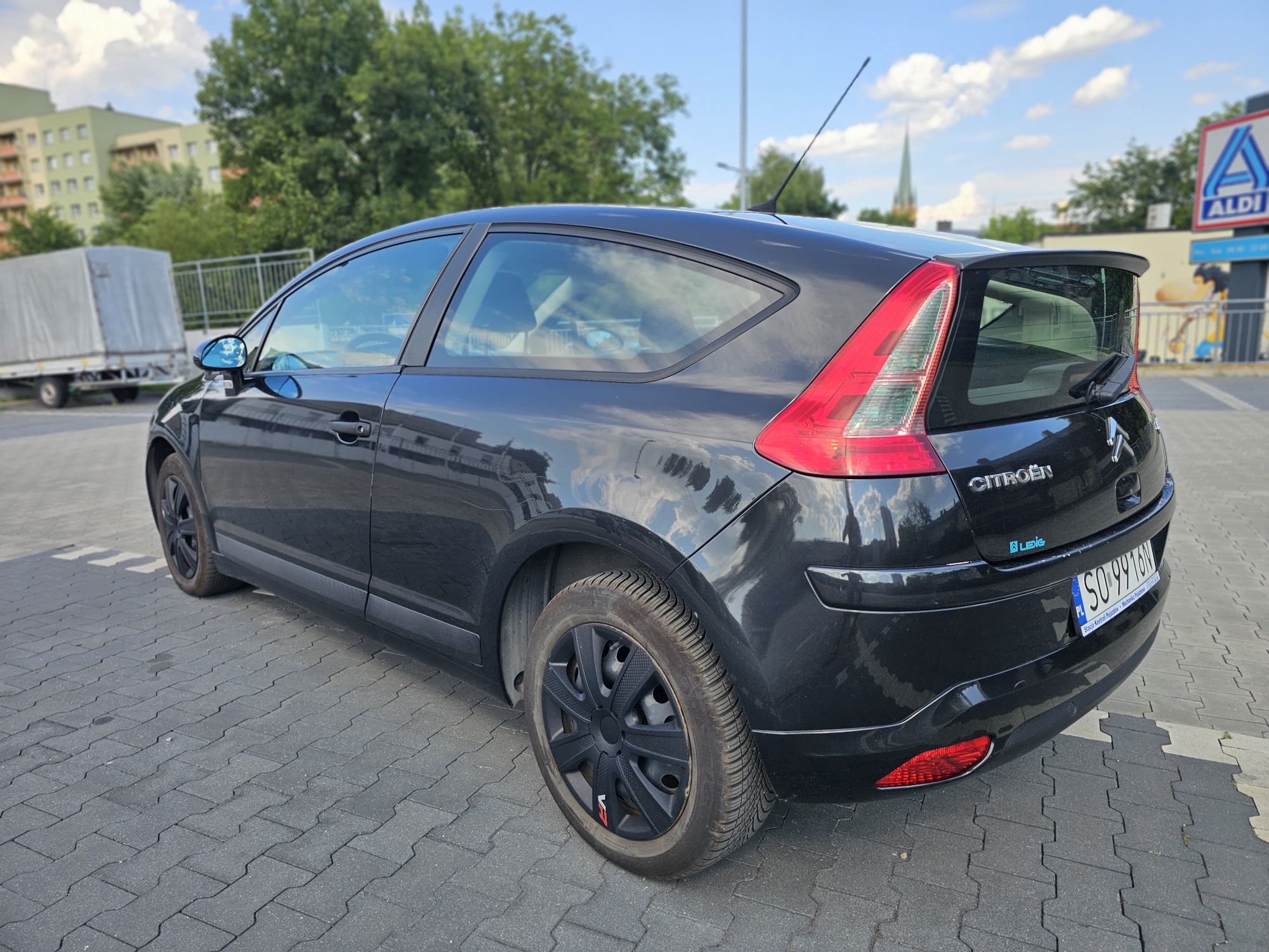 Citroen C4 hatchback