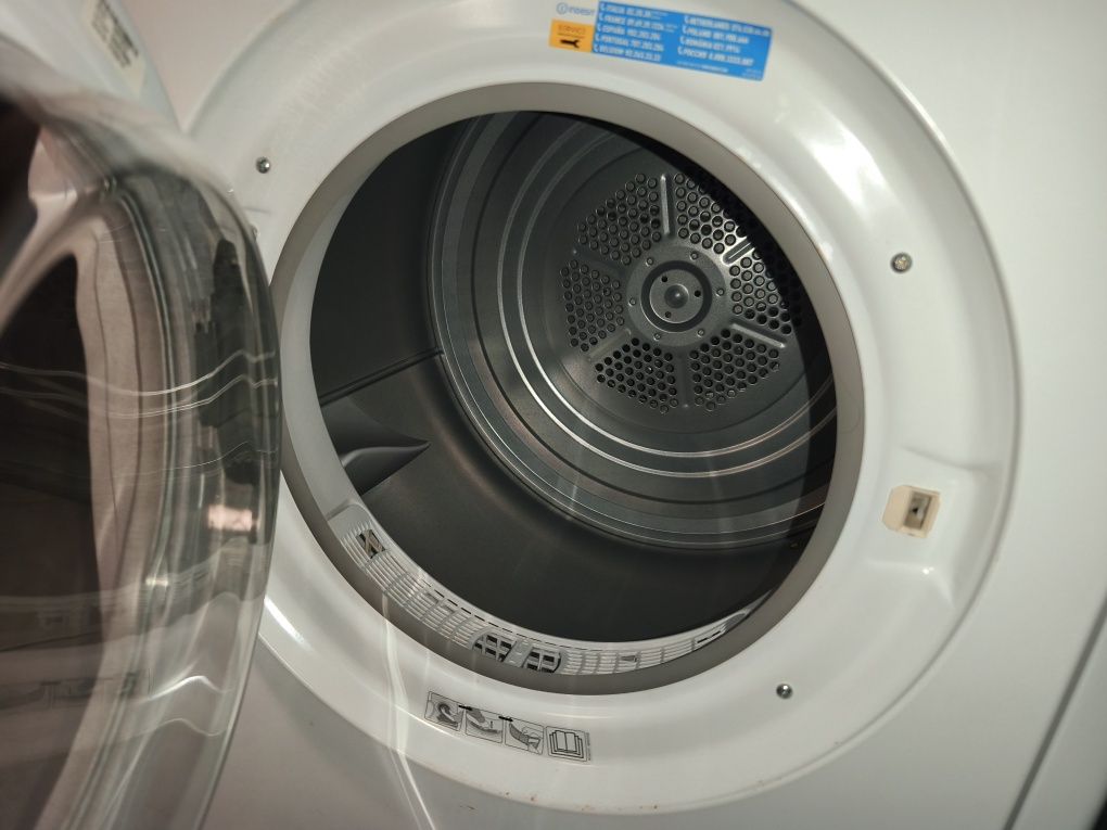 Suszarka wolnostojącą 7kg INDESIT