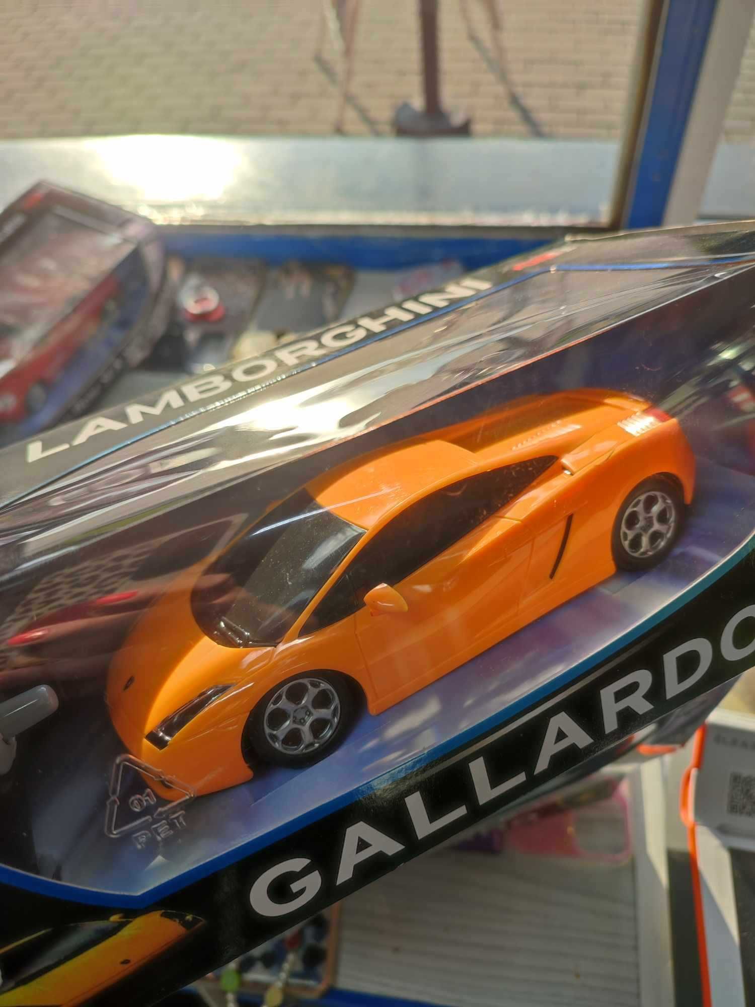 Lamborghini Gallardo (oraz inne) Zdalnie sterowany samochód zabawka