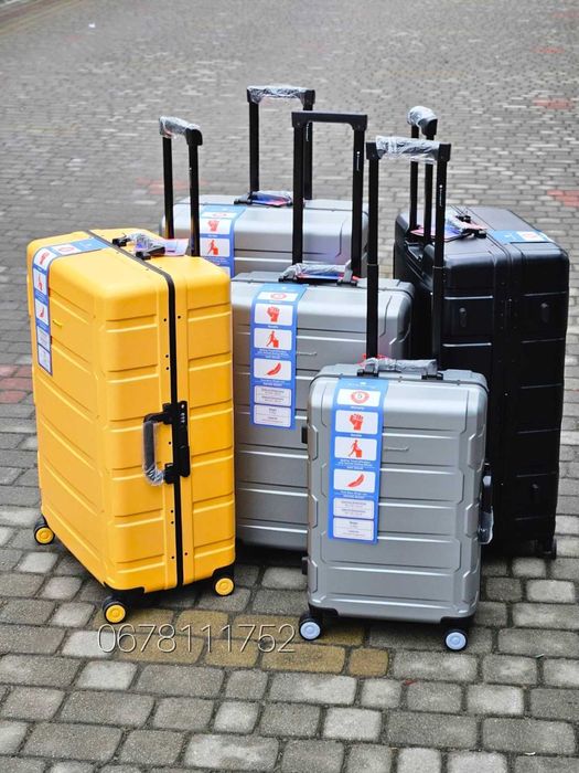 SNOWBALL 20503 Франція валізи чемоданы ручна поклажа сумки на колесах