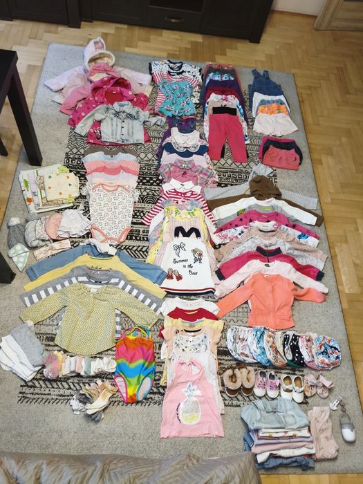 Paka zestaw ubrań dla dziewczynki 117 sztuk rozmiar 86 całoroczne