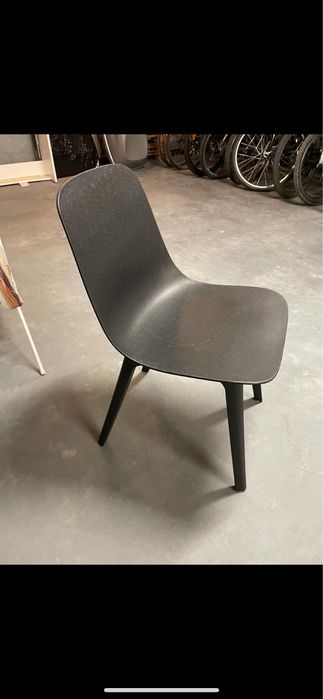 Sprzedam komplet 6 krzesel z Ikei. Bardzo dobry stan!