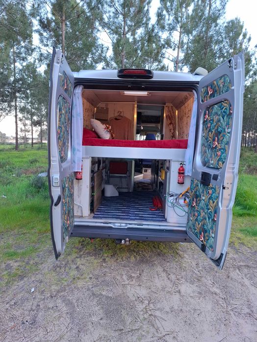 VENDO autocaravana impecável.
