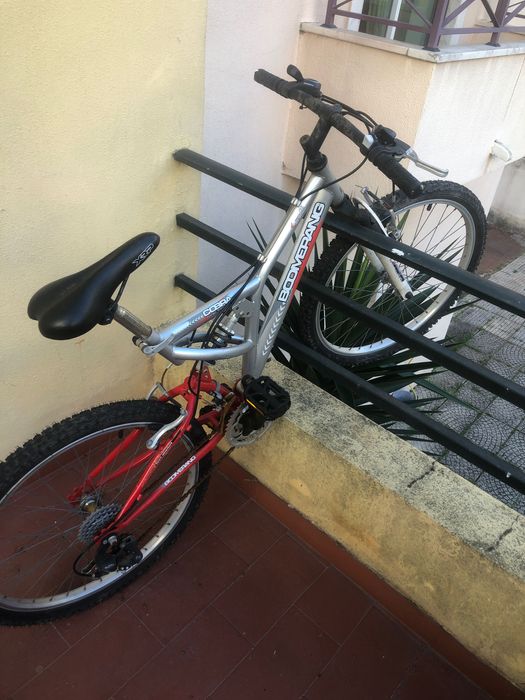 Bicicleta pra peças e pra uso ler descrição