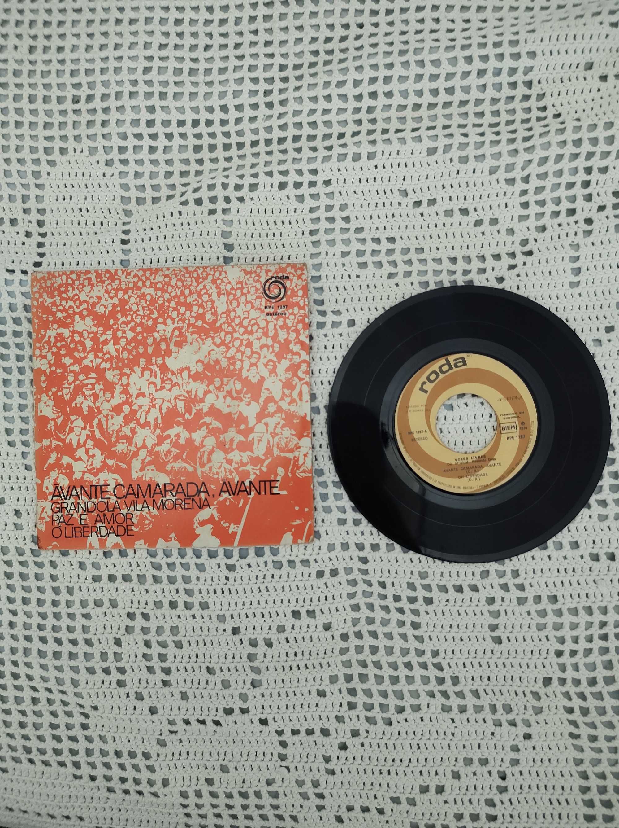 Avante Camarada, Avante Vinil