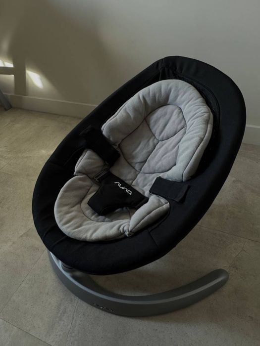 Крісло-шезлонг для дітей від NUNA