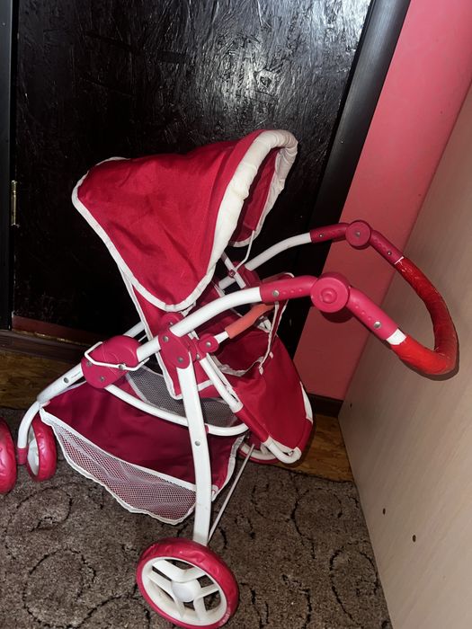 Коляска для ляльок. Коляска для кукол