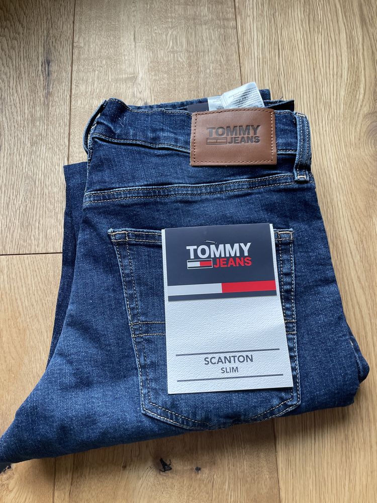 spodnie męskie, Tommy Jeans, Scanton, slim fit, granatowe, W32L32