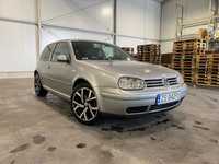 Volkswagen Golf 1.9tdi skoru klima super stan