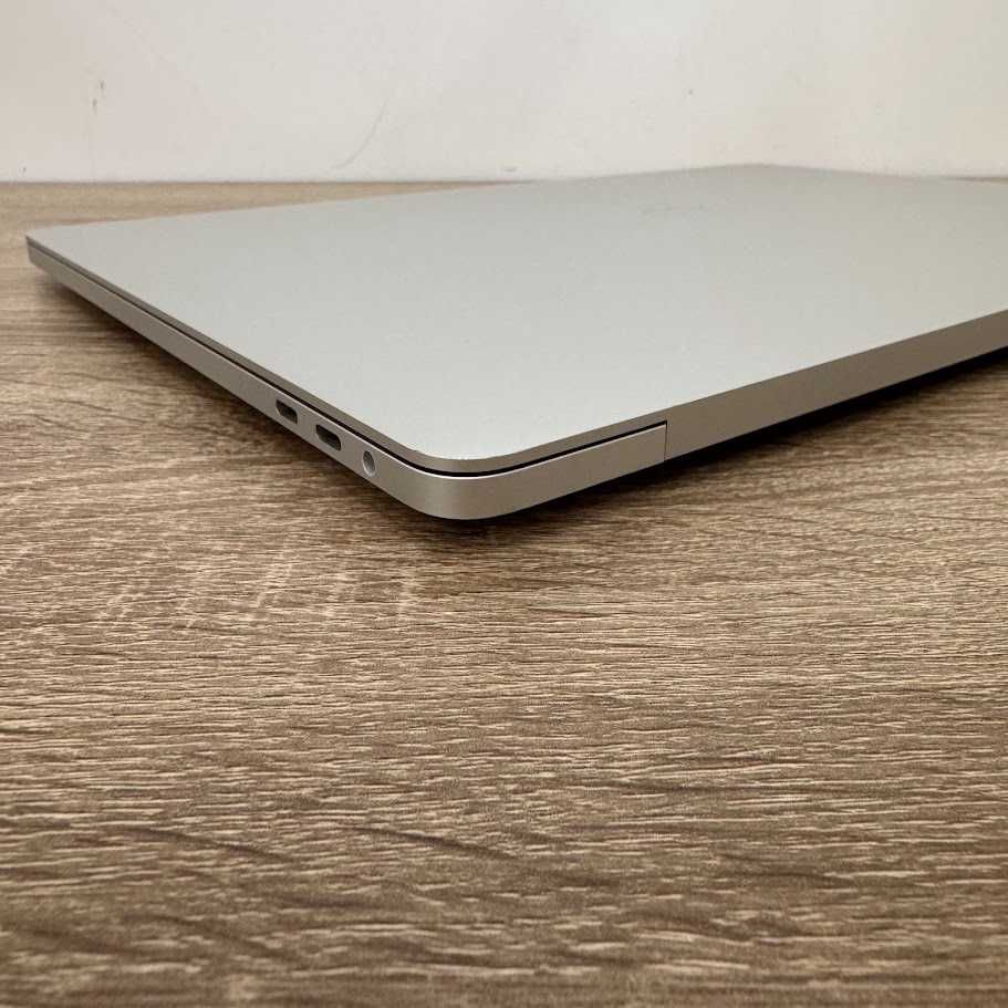 MacBook Pro 16" i7 / 16Gb DDR4 / SSD 512Gb / Radeon 5300m (код: M0547)