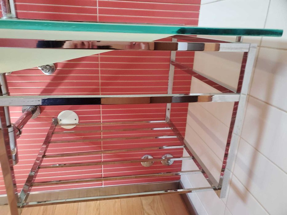 Lavatório Vidro e Inox para Casa de Banho
