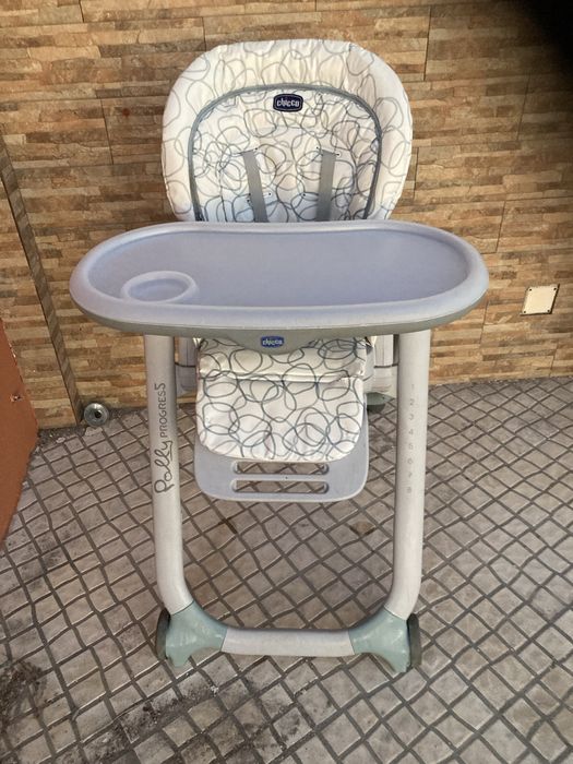Cadeira de refeição da chicco em bom estado