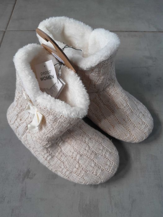 Kapcie ocieplane damskie za kostkę 36-37 NOWE