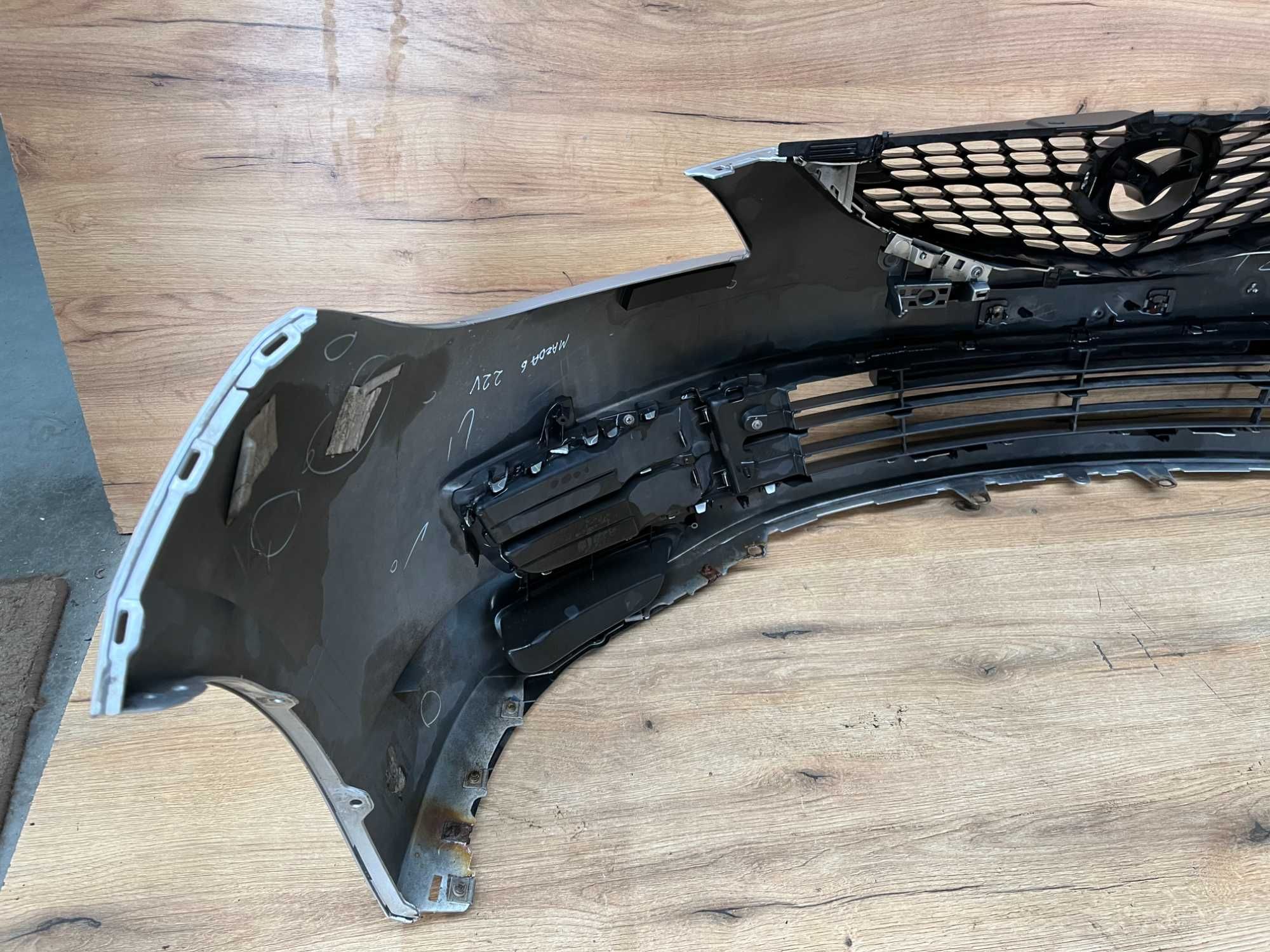 Zderzak przedni Mazda 6 kolor 22v