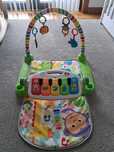 Ginásio FISHER-PRICE Piano Pataditas