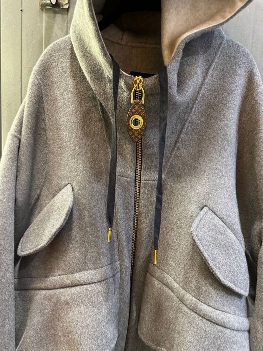 Пальто укорочене Louis Vuitton