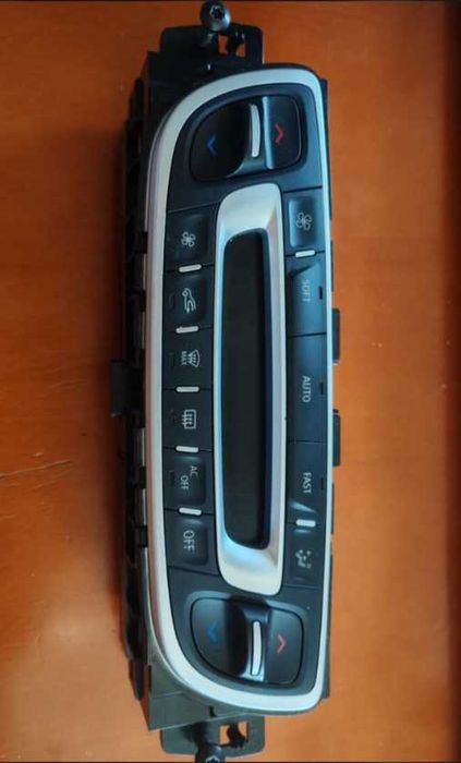 Włacznik nawiewu dmuchawy regulacji klimatyzacji