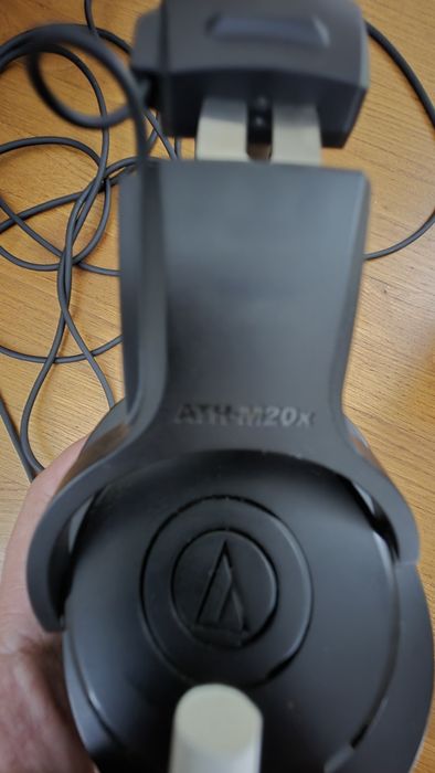 Headphones Audio-Technica ATH-M20x