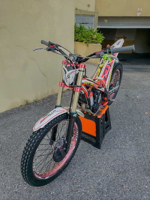 TRRS ONE RR 300 de 2021 com Arranque Eléctrico