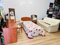 20 kompletów pokoi hotelowych - łóżko, biurko, tv, sofa, szafka lustro