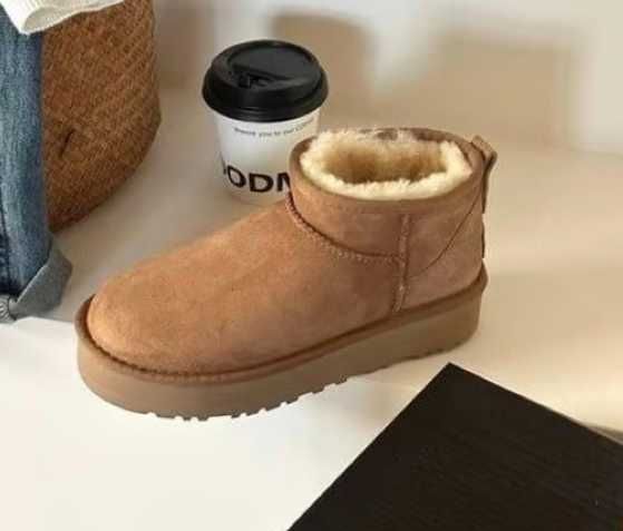 UGG Classic Ultra Mini Platform Boot r.38