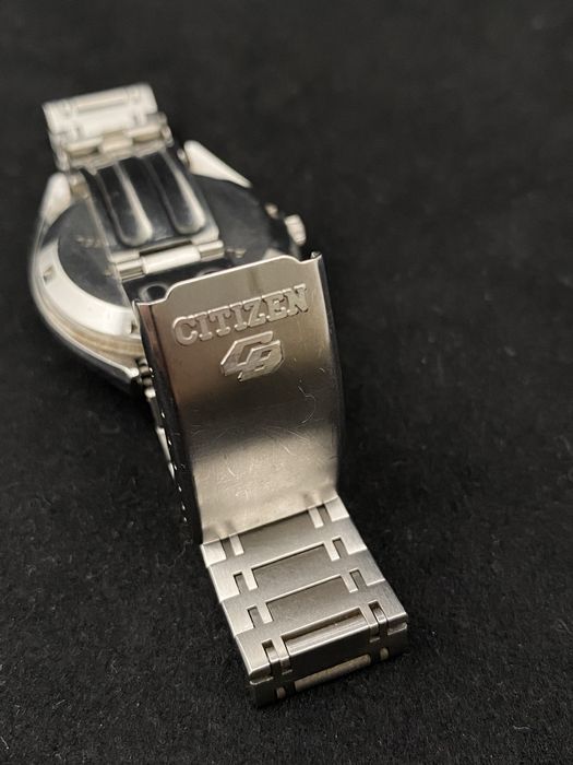Citizen Quartz Crystron