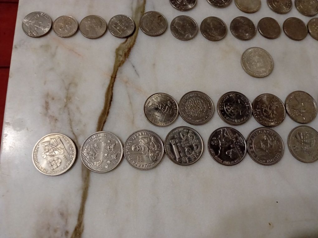 Conjunto de 52 Moedas Comemorativas