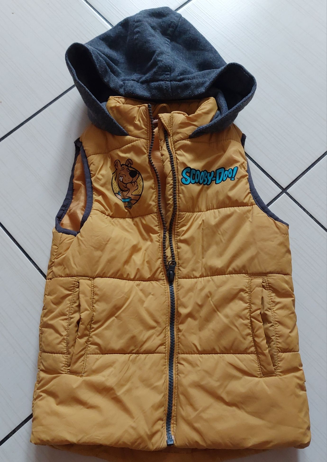 Bezrękawnik chłopięcy 98 cm
