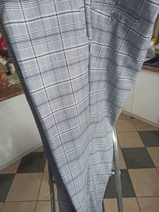 garnitur pako lorente