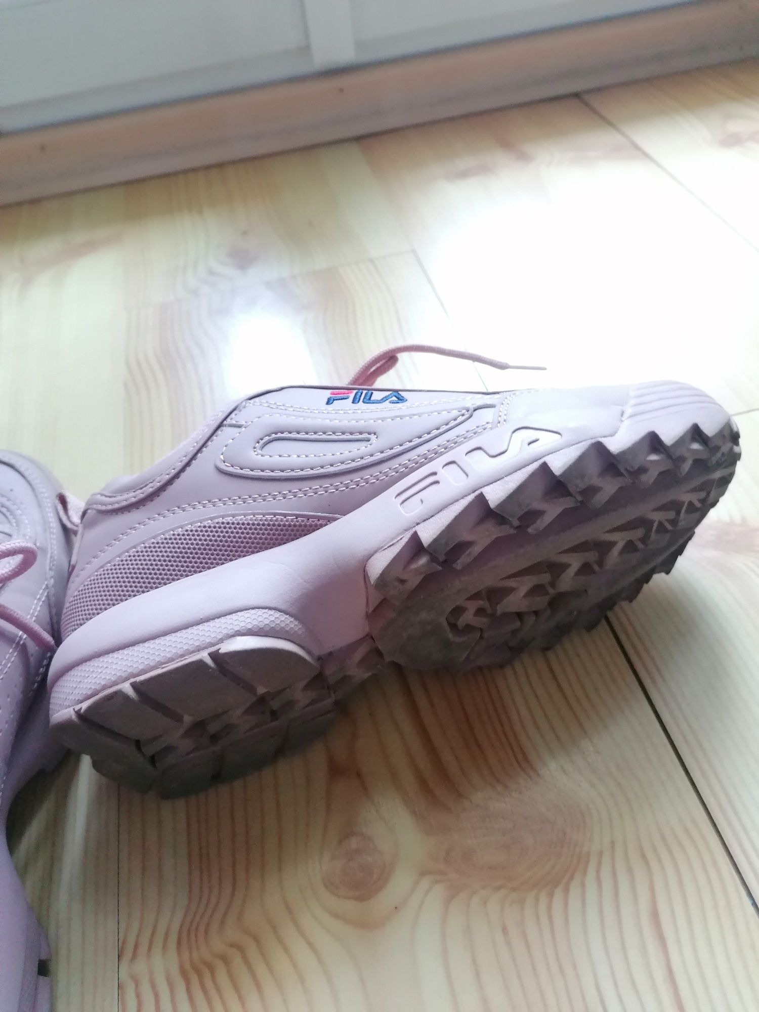 Buty sneakersy sportowe FILA